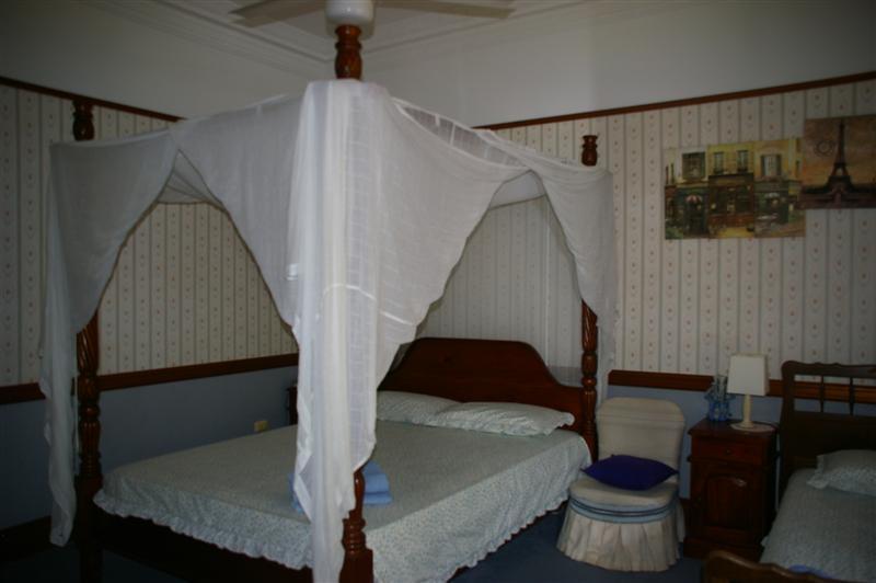 Riviera Bed & Breakfast Gold Coast Phòng bức ảnh